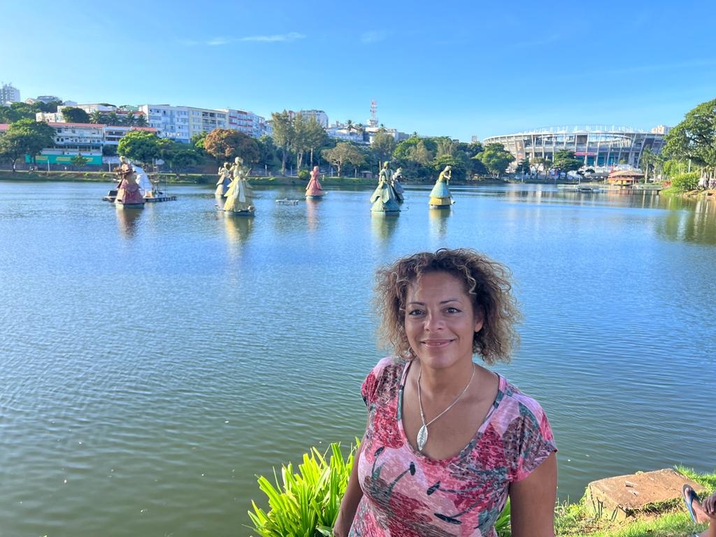 Nina Jurna bij Orishas in Bahia Brazilie beeld vpro